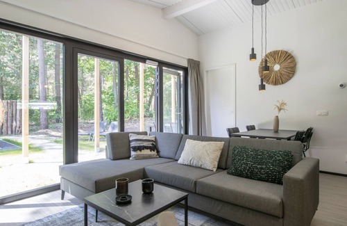 Municipality of Geldrop-Mierlo Ski Chalet | Chalet near Eindhoven with Private Sauna