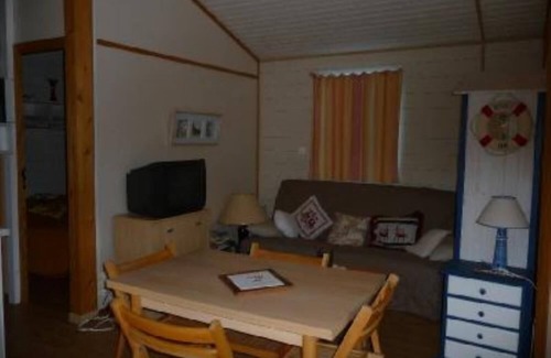 Saint-Paul-en-Born Ski Chalet | CHALET NEAR MIMIZAN ON 2000 M2 OF LAND
