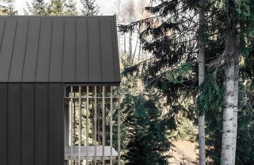 Maranza Apartment | Chalet 'Obomilla Enderegge' with Mountain View, Shared Garden and Wi-Fi