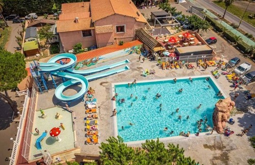 Serignan-Plage Ski Chalet | Chalet - Parc aquatique - ccahfdf