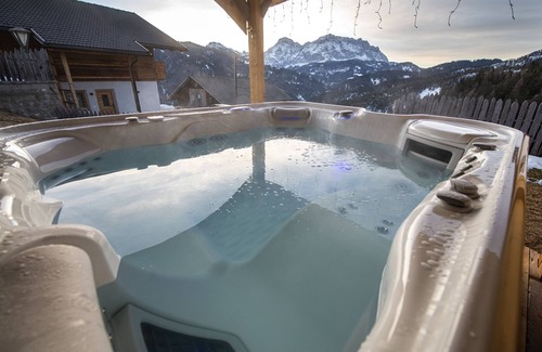 San Martino in Badia Apartment | Chalet Rich Appartamento Jalvà