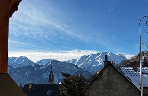 Huez-en-Oisans Ski Chalet | Chalet + Sauna and GPS App for a freedom summer!