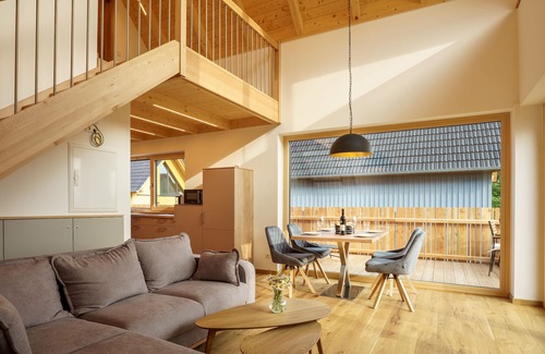 Schoensee Ski Chalet | Chalet Stückberg with spacious terrace and heated outdoor whirlpool