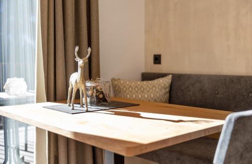 Selva dei Molini Apartment | Chalet-Suite Wiese