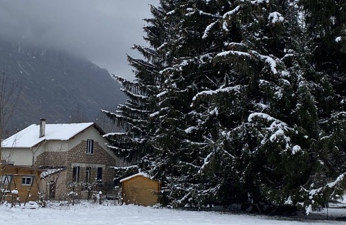 Vebre Ski Chalet | Chalet Tout Confort 10 mins from AX les Thermes
