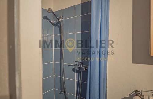 St. Luc Apartment | Chalet typique situé sur la route de Chandolin. Entrée avec vestiaire, salle de jeux avec babyfoot,