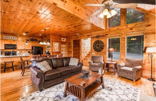 Chalet Village Cabin | Chalet Village Log Cabin with Mountain Views! Easy Access and Flat Parking!