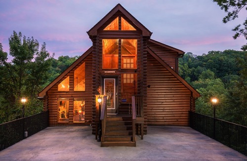 Chalet Village Cabin | Chalet Village Log Cabin with Mountain Views! Easy Access and Flat Parking!