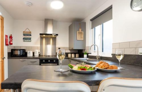 Helford Passage Ski Chalet | Chalet Wheal Amelia by Interhome