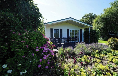 Municipality of Langedijk House | Chalet with 2 bedrooms and a terrace