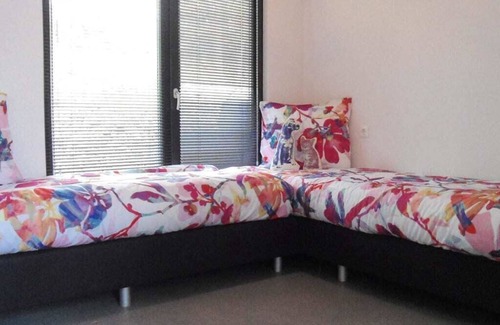 Municipality of Langedijk Ski Chalet | Chalet with 2 bedrooms and a terrace
