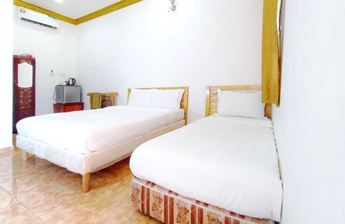 Marang Hotel | Chalet Yunie Marang by RVH