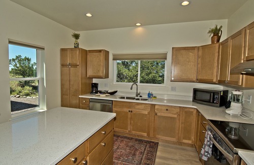 Baca Grande Apartment | Challenger Views on Ridgecrest