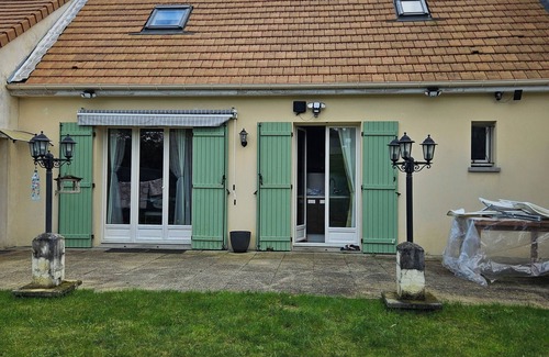 Montereau-Fault-Yonne House | Chambre Élégante Duo Romantique Chez L'habitant