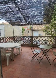 Port-la-Nouvelle Hotel | Chambre 2 - avec grande terrasse