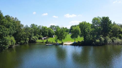 Champsac Bed & Breakfast | Chambre 3 et 4 a la ferme
