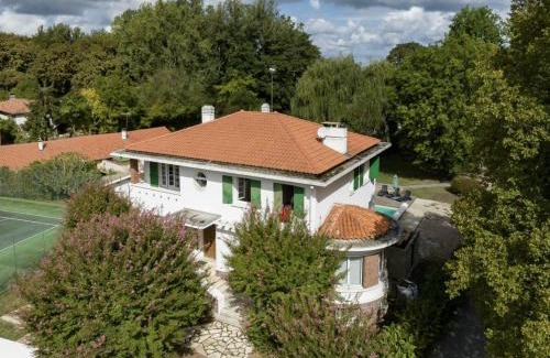 Labouheyre House | Chambre 5 Rose - WIFI - Proche gare