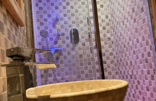 Taninges Bed & Breakfast | Chambre Avec SdB Dans Chalet