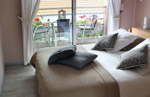 Saint-Palais-sur-Mer House | Chambre d'hôtes Le Clos des Romarins