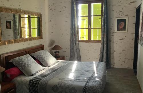 Saint-Julien-Gaulene House | Chambre d hôtes GRANAL