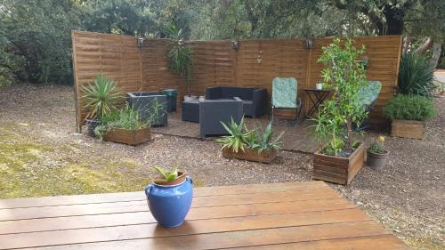 Ventenac-Cabardes Bed & Breakfast | Chambre d'hôte à La maison du petit bois 4 étoiles