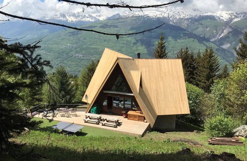 Arc-1600 Ski Chalet | Chambre d'hôte TINTIN - 2 people - single beds