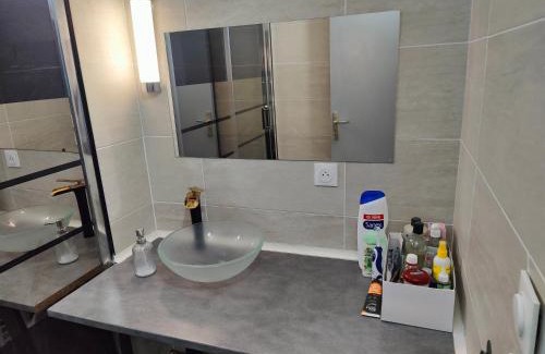 Le-Plessis-Trevise House | Chambre d'hôte dans appartement à partager