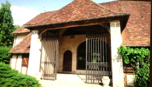 Rogny-les-Sept-Ecluses House | Chambre d'hôtes La Boursicauderie