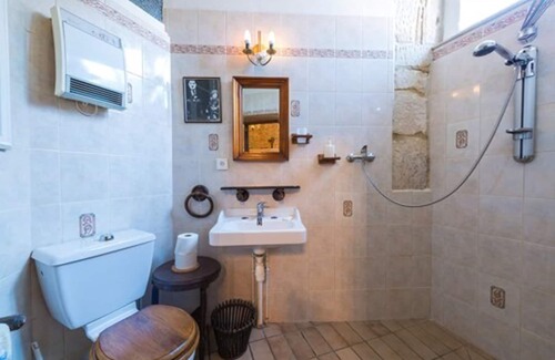 Foucheres Bed & Breakfast | Chambre d’hôtes le Prieuré de Fouchères