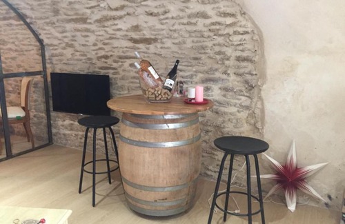 Chateauneuf-du-Pape House | Chambre d hote de charme avec plein d authenticité du 13 ème siècle