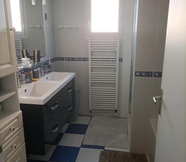 La Bazoge House | chambre individuelle