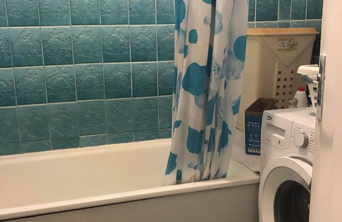 Chenevier-Demenitroux Apartment | Chambre Meublée Dans Appartement au 11eme Etage Dans Immeuble de 17 Etages