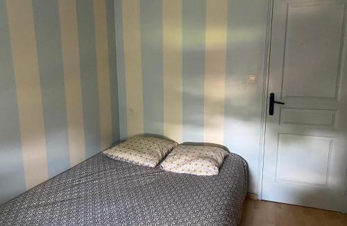 Val-d'Ize House | Chambre N 2 chez Laurence