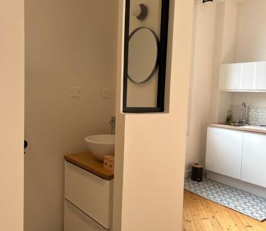 Lisieux Bed & Breakfast | Chambre toute équipée