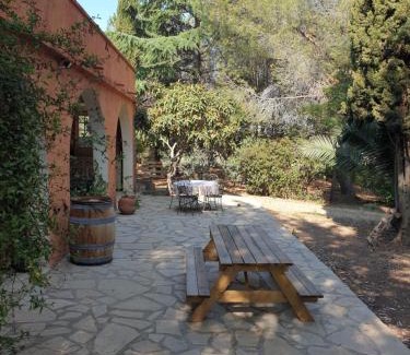 Beziers Bed & Breakfast | Chambres d'hôtes dans propriété rurale