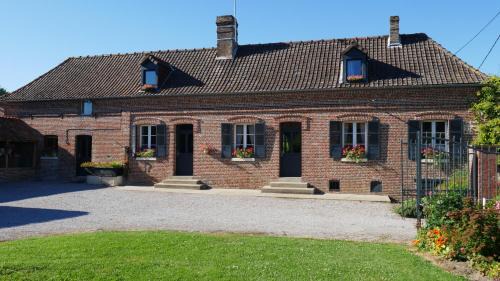 Neufmoulin Bed & Breakfast | Chambres d'hôtes La Ferme du Scardon