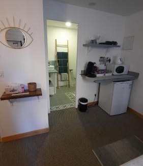 Pezenas House | CHAMBRES DE L'ORATOIRE-climatisées, Impasse calme, lumineuse, centre ville, Pézenas