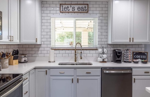 Chandler House | Chandler 4BR Home: Swim, Play & Relax! Heated Pool