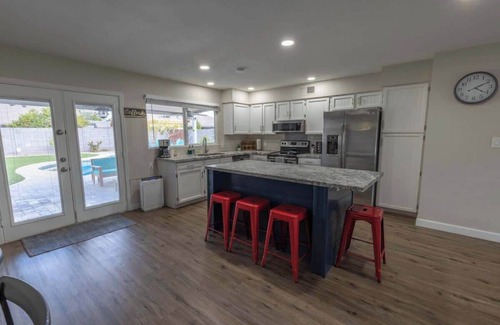 Chandler House | Chandler Oasis Summar