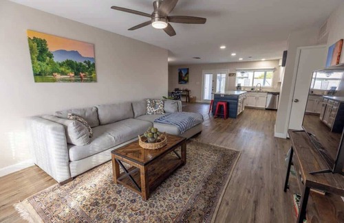 Chandler House | Chandler Oasis Summar