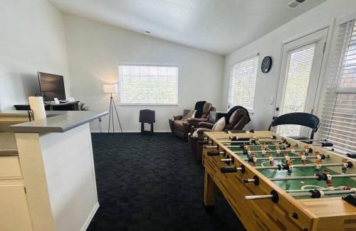 Hillcrest Apartment | Chandlers Recliner Retreat