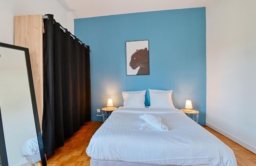 Les Cinq Avenues Apartment | CHAPE - Grand T5 à 6 min à pied du métro Cinq Avenue