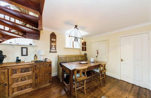 Woolage Green House | Chapel Cottage