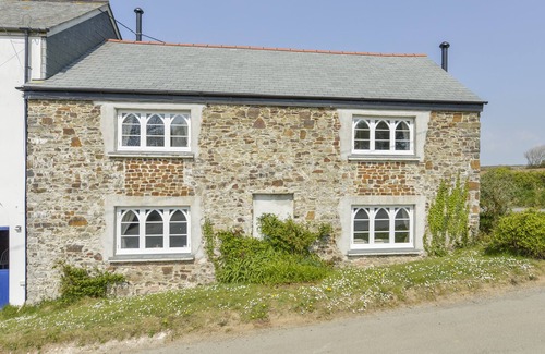 Bideford Cottage | CHAPEL COTTAGE, pet friendly, with open fire in Welcombe