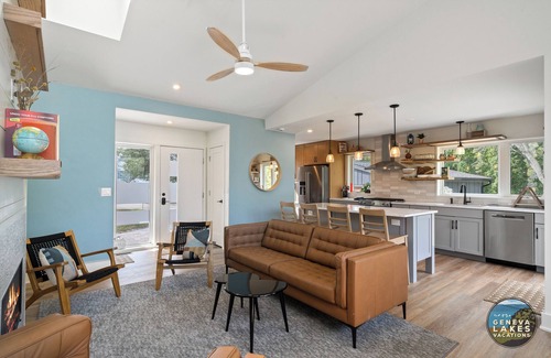 Whitewater House | Chapel Cove | New Construction | Modern | Water Views | Firepit | Kayak | Nature