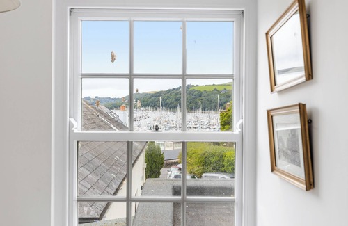 Dartmouth Cottage | Character cottage with stunning views, sleeps 4, 1 dog. AONB on SW coast path