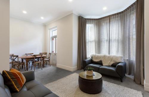 Dunedin City Centre House | Character on Stuart St