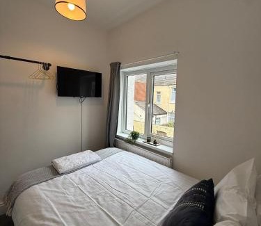 Redcar Bed & Breakfast | Charles Street House