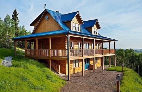 Baie-St-Paul Ski Chalet | Charlevoix Four Season Paradise on top of the world!