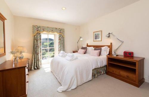 Hallington House | Charlton Gate